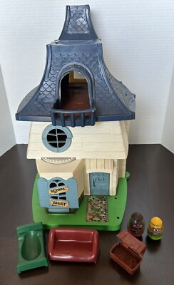 VTG 1976 Weebles Wobble Folding Haunted House Couch Bed People Treasure Chest