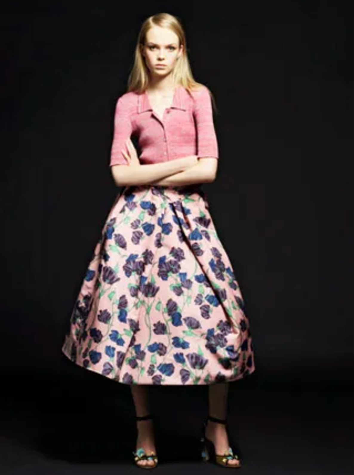 スカート PRADA 2018 collection roze flower black Prada 2018 Spring / Summer Runway