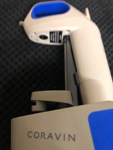 Coravin  Model One Wine Preservation Gas Aerator System Blue/White Store Display