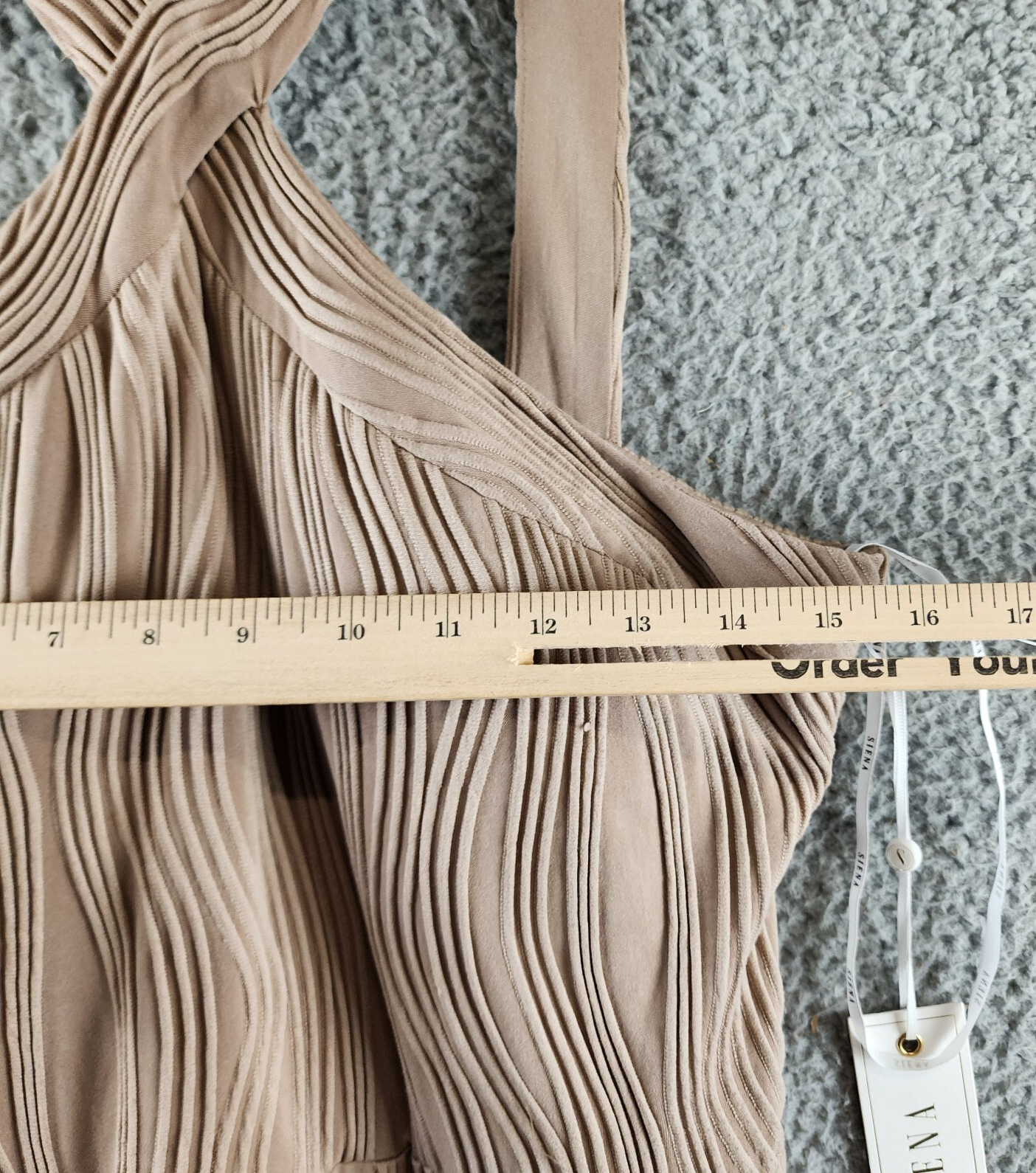 Siena Wavy-Texture Sleeveless Maxi Dress Women's 16 Taupe V-Neck Zip Closure~ - Picture 7 of 14