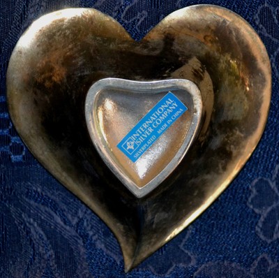 Vintage INTERNATIONAL SILVER COMPANY SilverPlated HEART Candle Holder