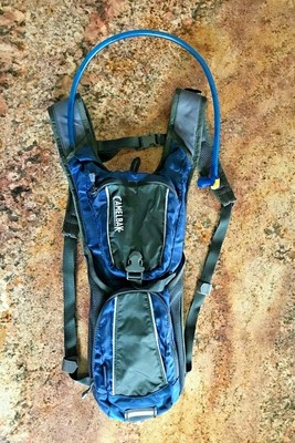 CamelBak Rogue Crux Reservoir Hydration Pack, Black/Graphite,1-1.5L bladder 