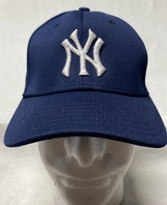 New York Yankees Outdoor Cap Eco3 Sz Small/Medium Hat Cap Stretch Fit