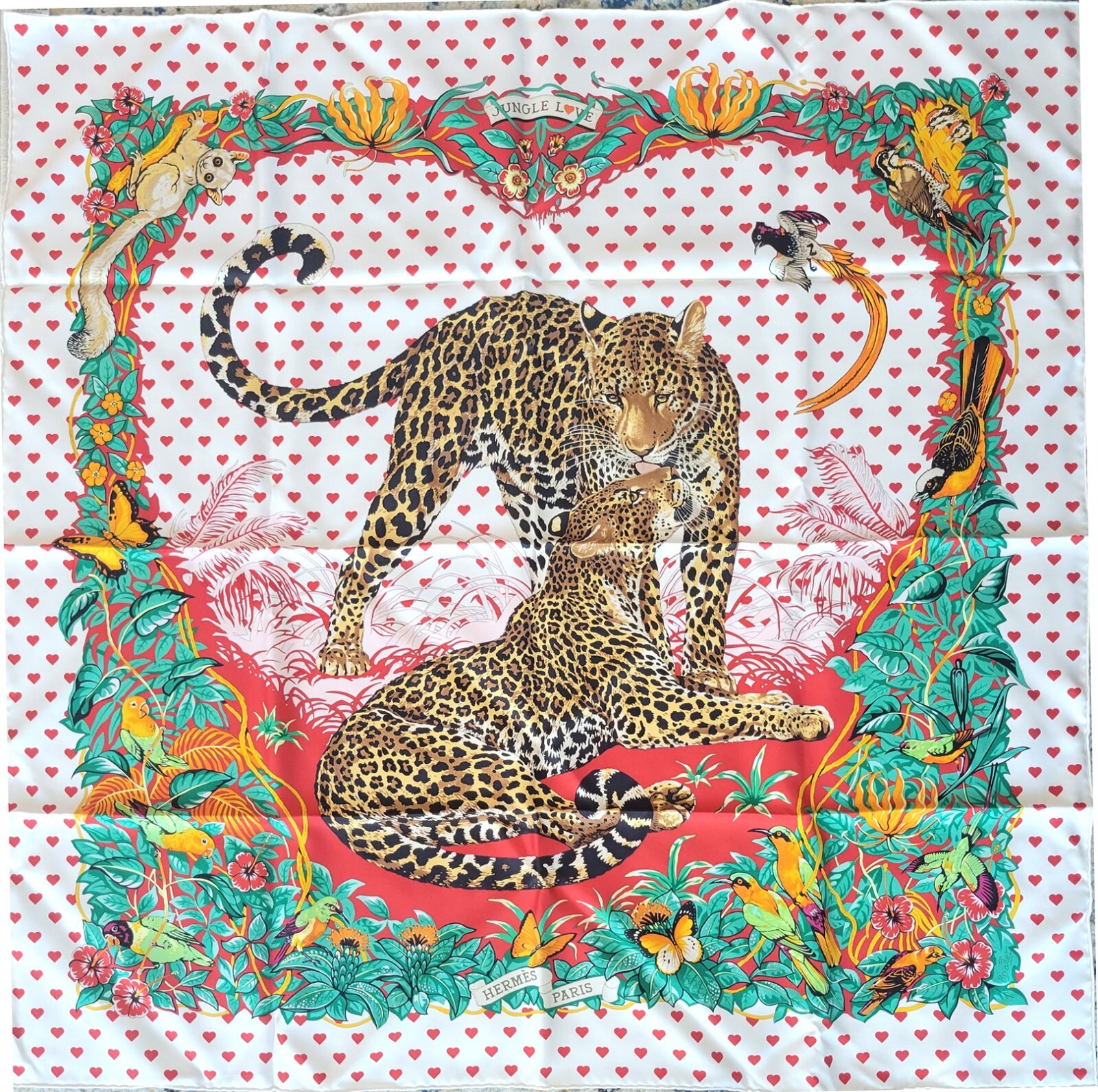 エルメスのスカーフ NEW Limited Ed. Hermes Silk Scarf 90cm 35'' Jungle Love Red