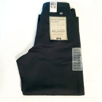 Dockers Khakis Men's Flat Front Relaxed Fit  31x32 - New with Tags