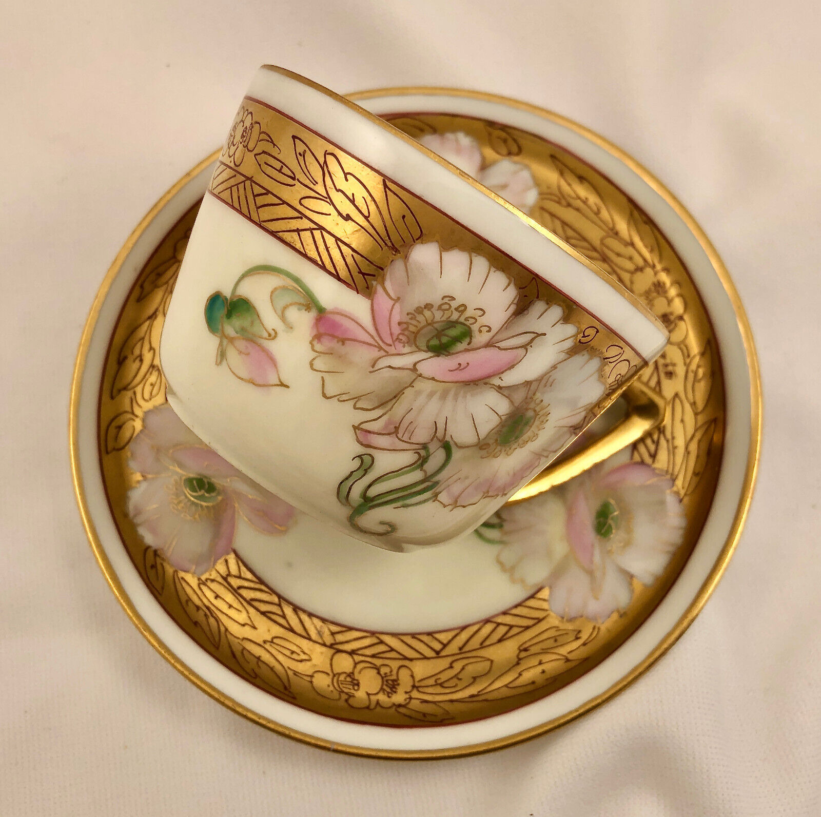 Antique Pickard Tea Cup & Saucer, Nouveau Poppies, Artist Antique Pickard Tea Cup & Saucer, Nouveau Poppies, Artist