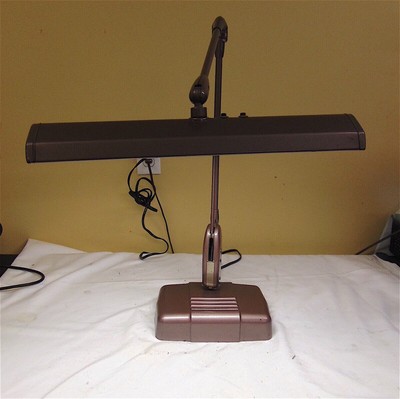 dazor floating fixture model 2324