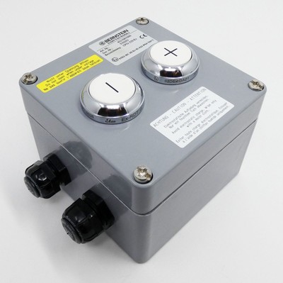 Bernstein CPG-220 Ex 4221067000 Bediengehäuse + Elan Auf- / Ab-Taster -unused-
