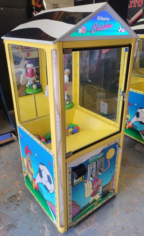 ALL AMERICAN CHICKEN Easter Egg Prize Redemption Arcade Machine WORKS! (#1)