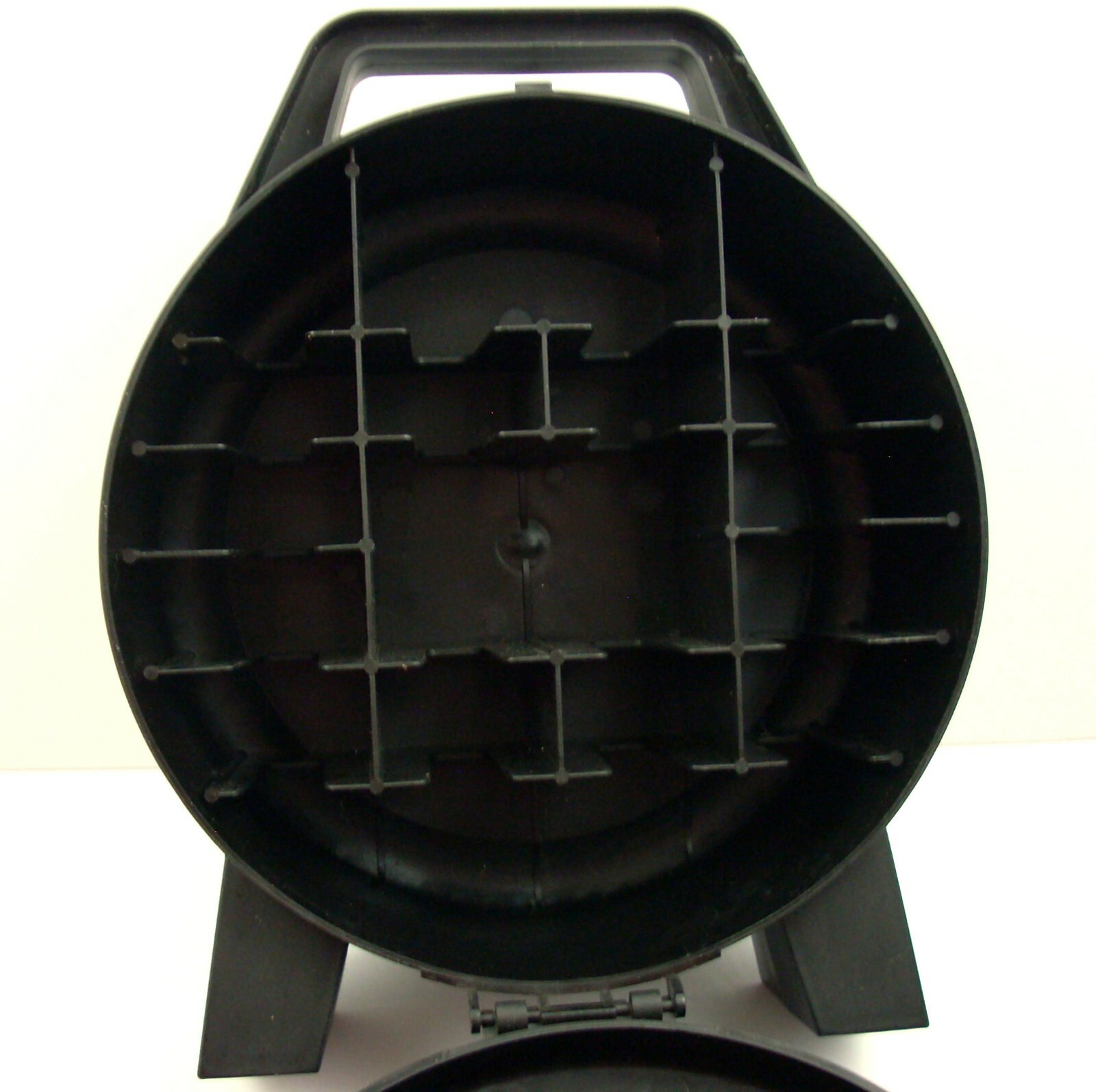 Mattel Hot Wheels Ultra High Performance Tire Shaped Storage Carrying Case