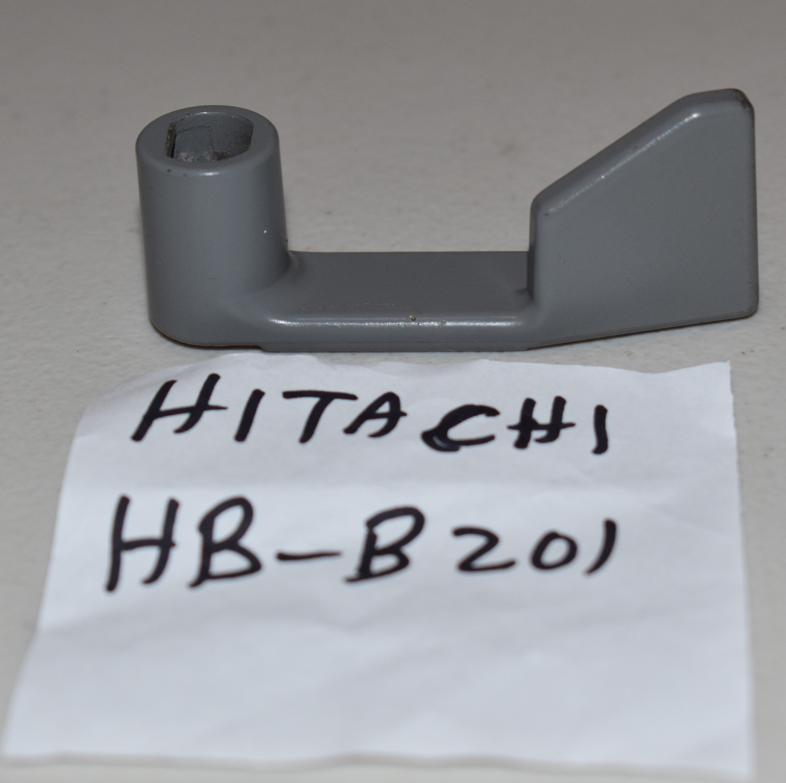 Hitachi HB-B201 Bread Maker Machine PART *Metal Kneading PADDLE Only HB-B-201