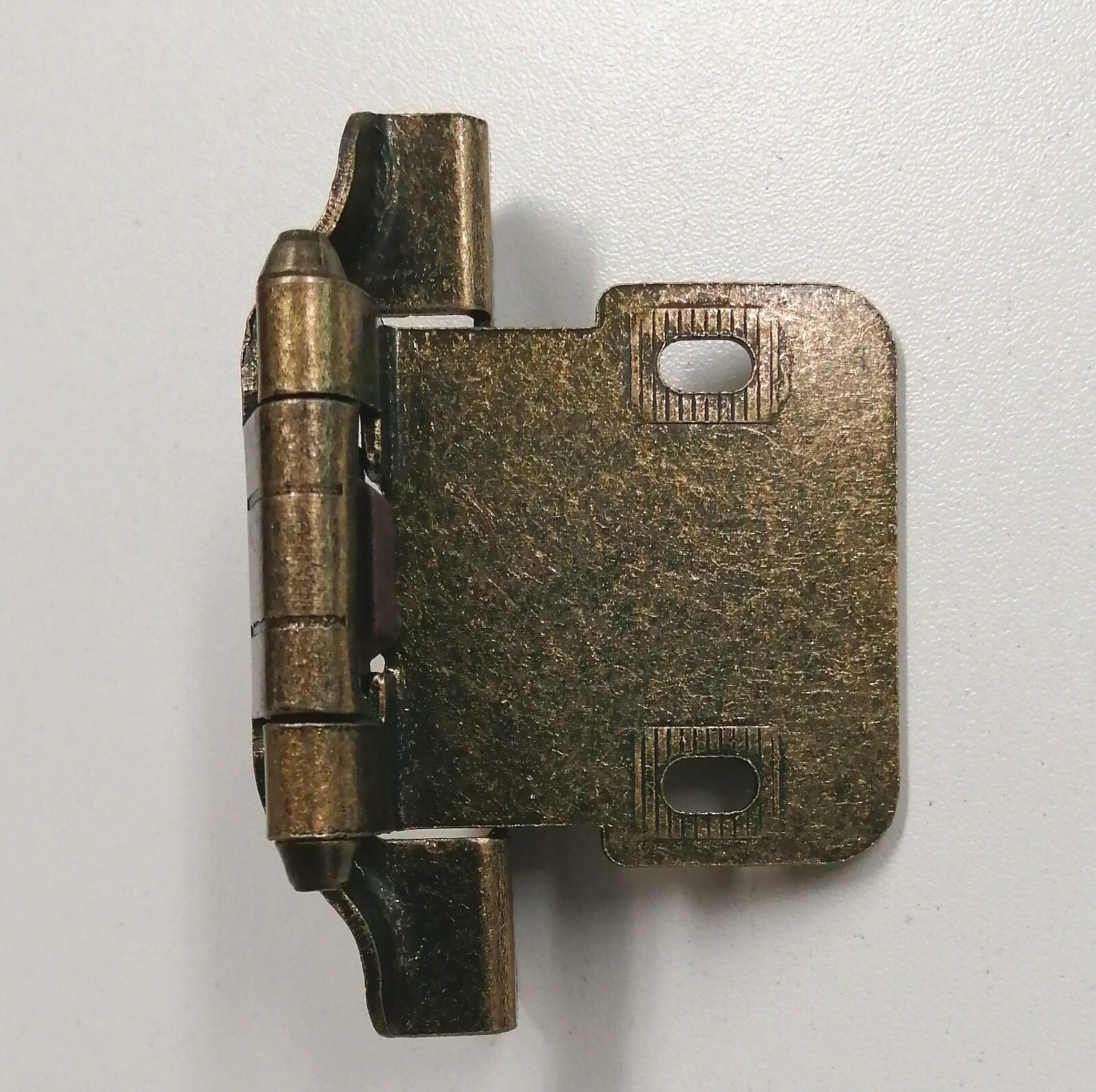 Antique Brass 1/4-Inch Semi-Wrap Overlay Cabinet Door Hinge with Self Close 