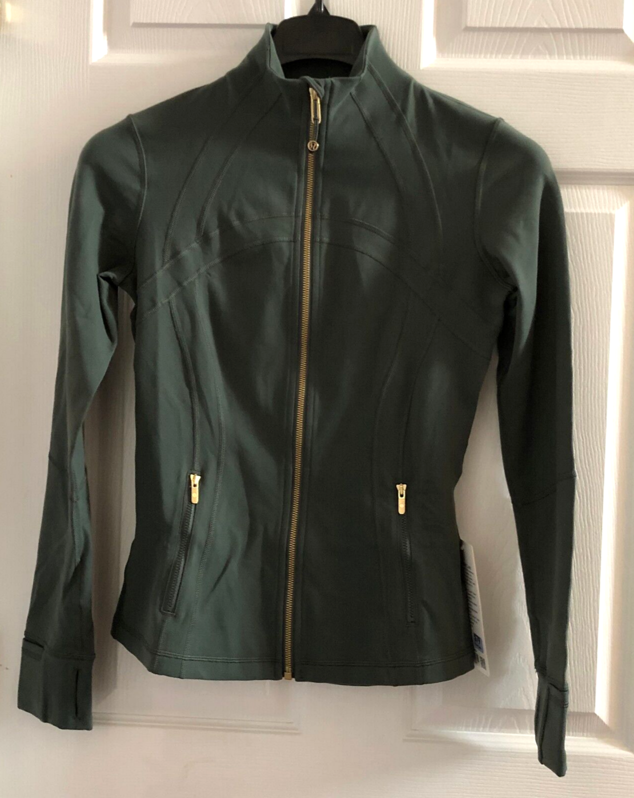 NWT Lululemon Define Jacket *Luon Size 6 Dark Forest/Gold NWT Lululemon Define Jacket *Luon Size 6 Dark Forest/Gold