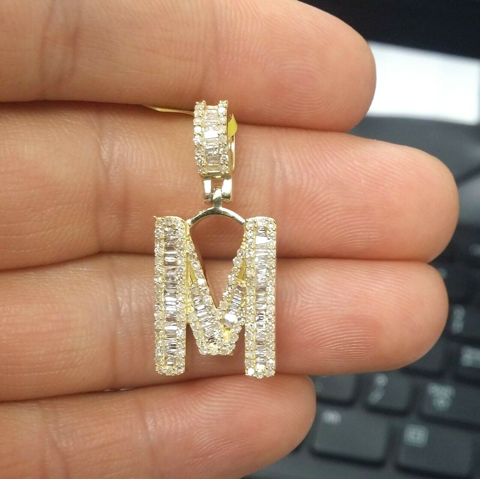 Charm m me