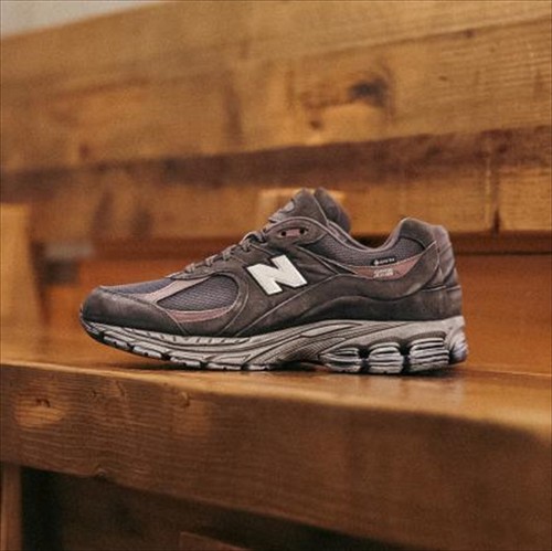 NEW BALANCE M2002R GORE-TEX BLACK M2002RXA BRAND NEW US 8.5