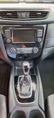 image 4 of interior