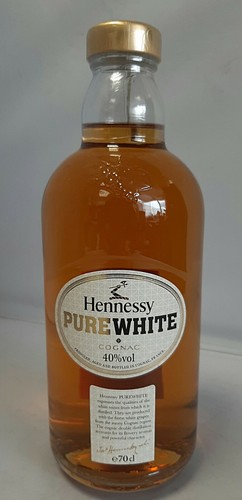  HENNESSY PURE WHITE COGNAC 0,7 L