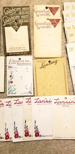 38 Vintage Empty Lansing BWG Le Chic Button Cards for Display or Crafts