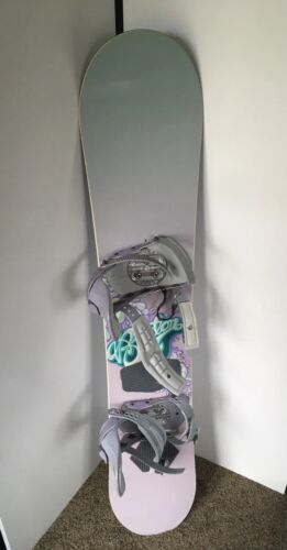 BURTON SECRET SNOWBOARD SIZE 145 CM L Series Classic BURTON SECRET SNOWBOARD SIZE 145 CM L Series Classic