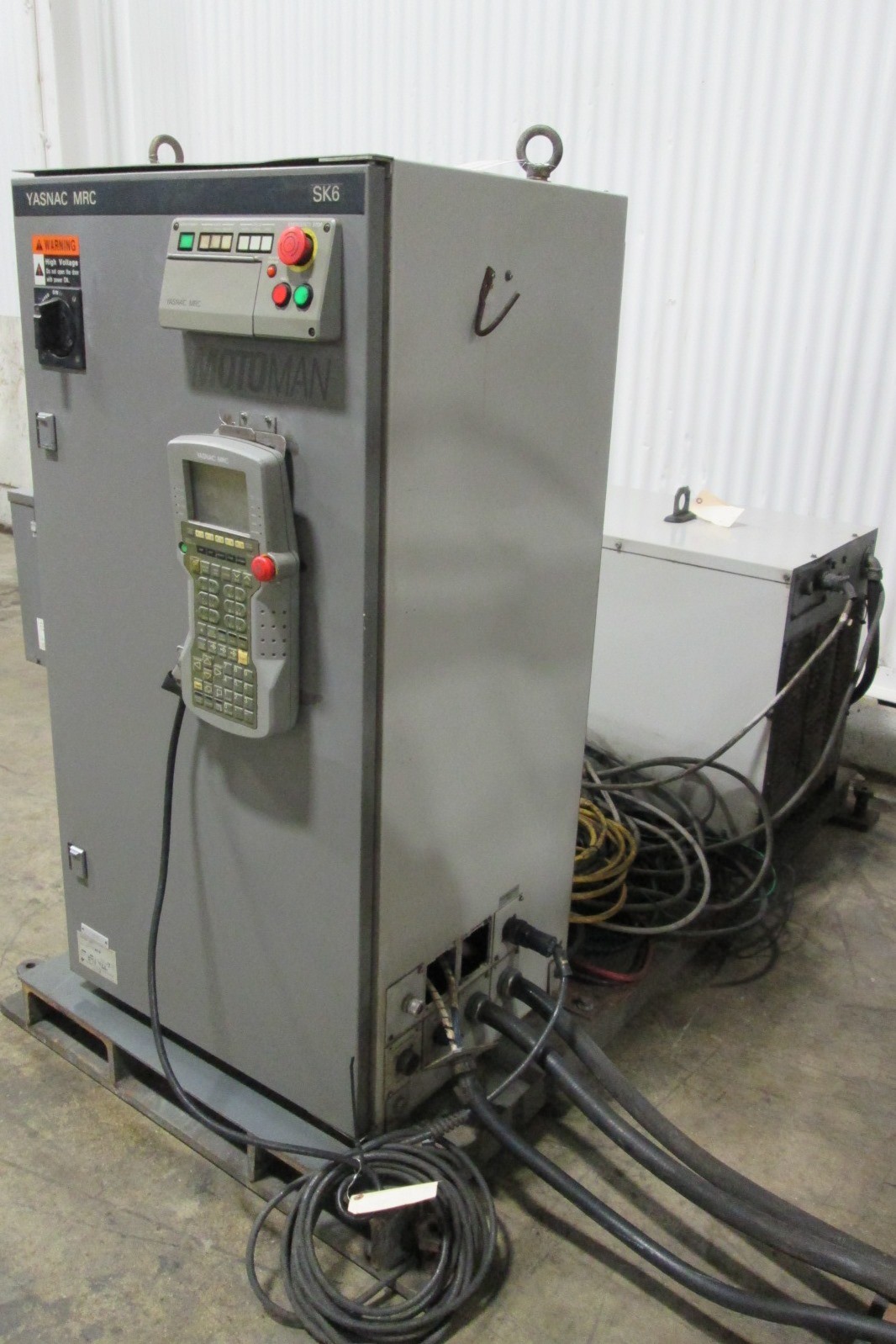 Motoman Arcworld Robotic Welding Unit - AM15446