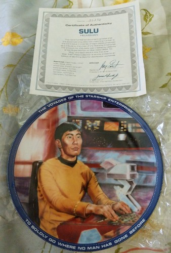 STAR TREK DR. MCCOY # 0100B &  SULU # 3038K ORIGINAL SERIES PLATES