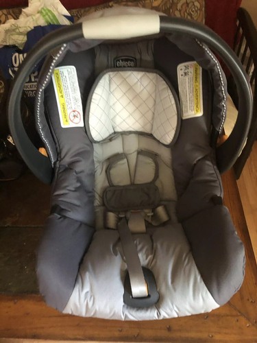Chicco KeyFit CarSeat and Base