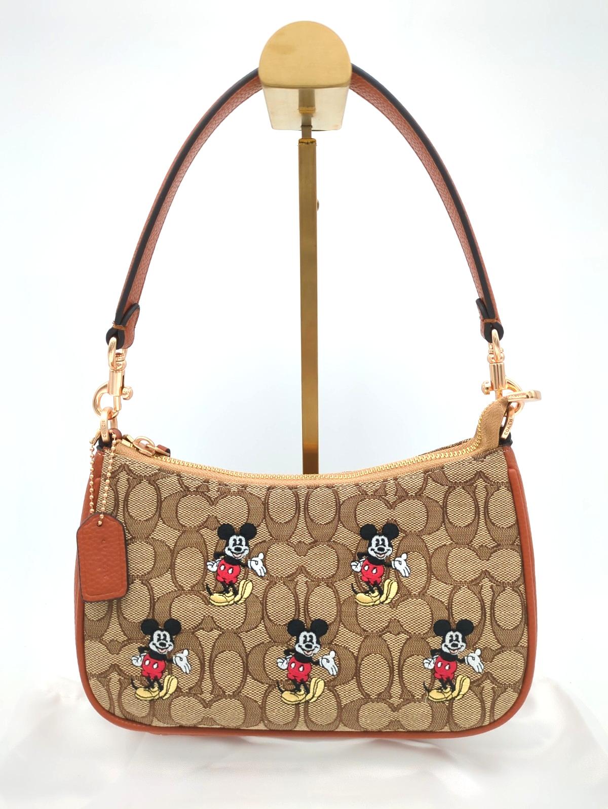 新品未使用 COACH×Disney アンダーバッグ CM196 $_57.PNG?set_id=880000500F