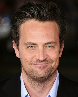 MATTHEW PERRY 8x10 PHOTO