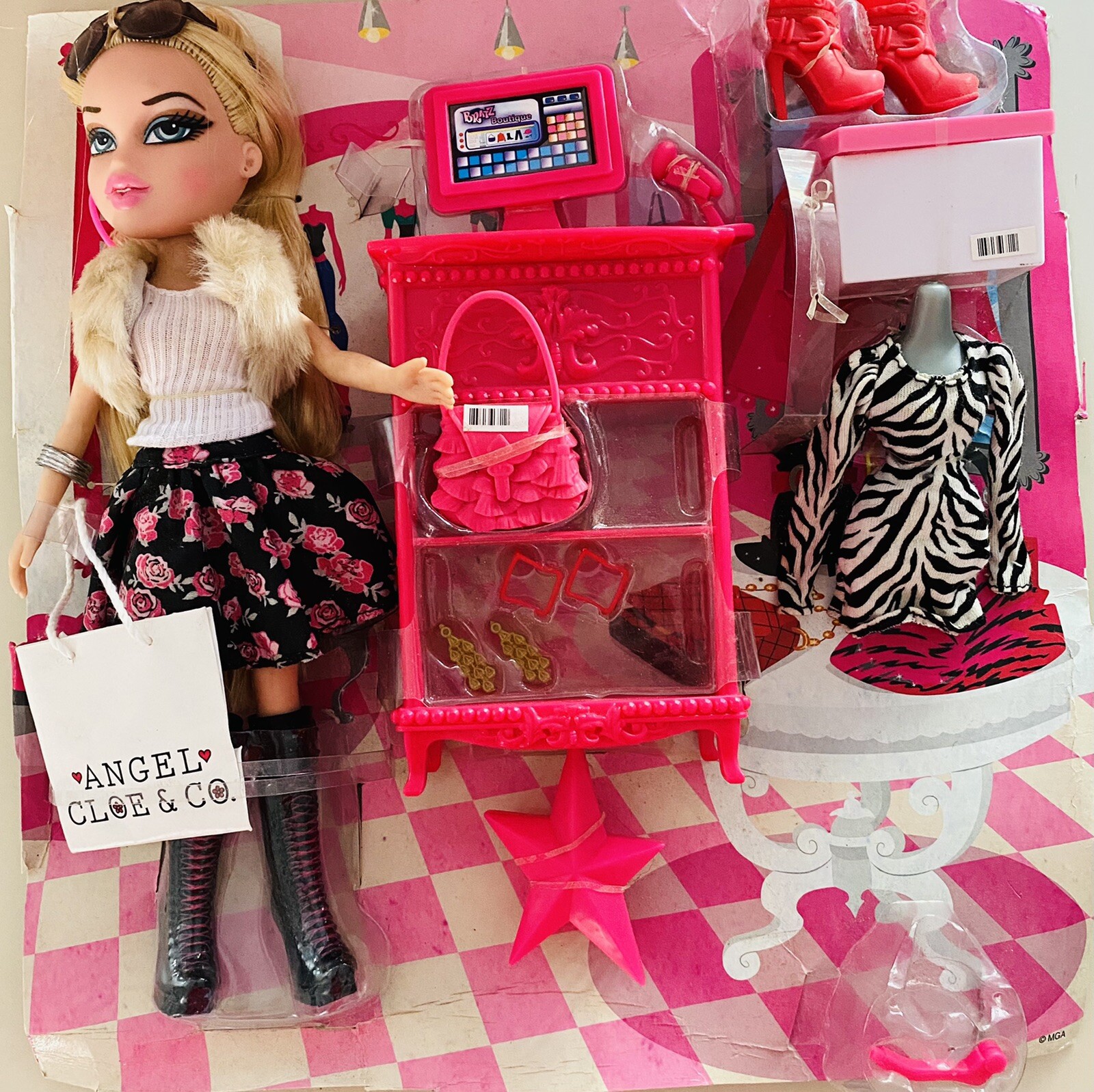 Bratz Boutique Angel Cloe & Co. Cash Register Store with Pink