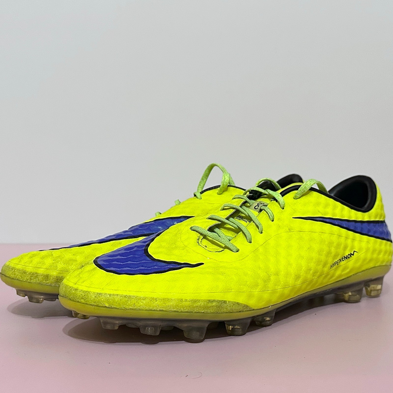 nike hypervenom phantom astro