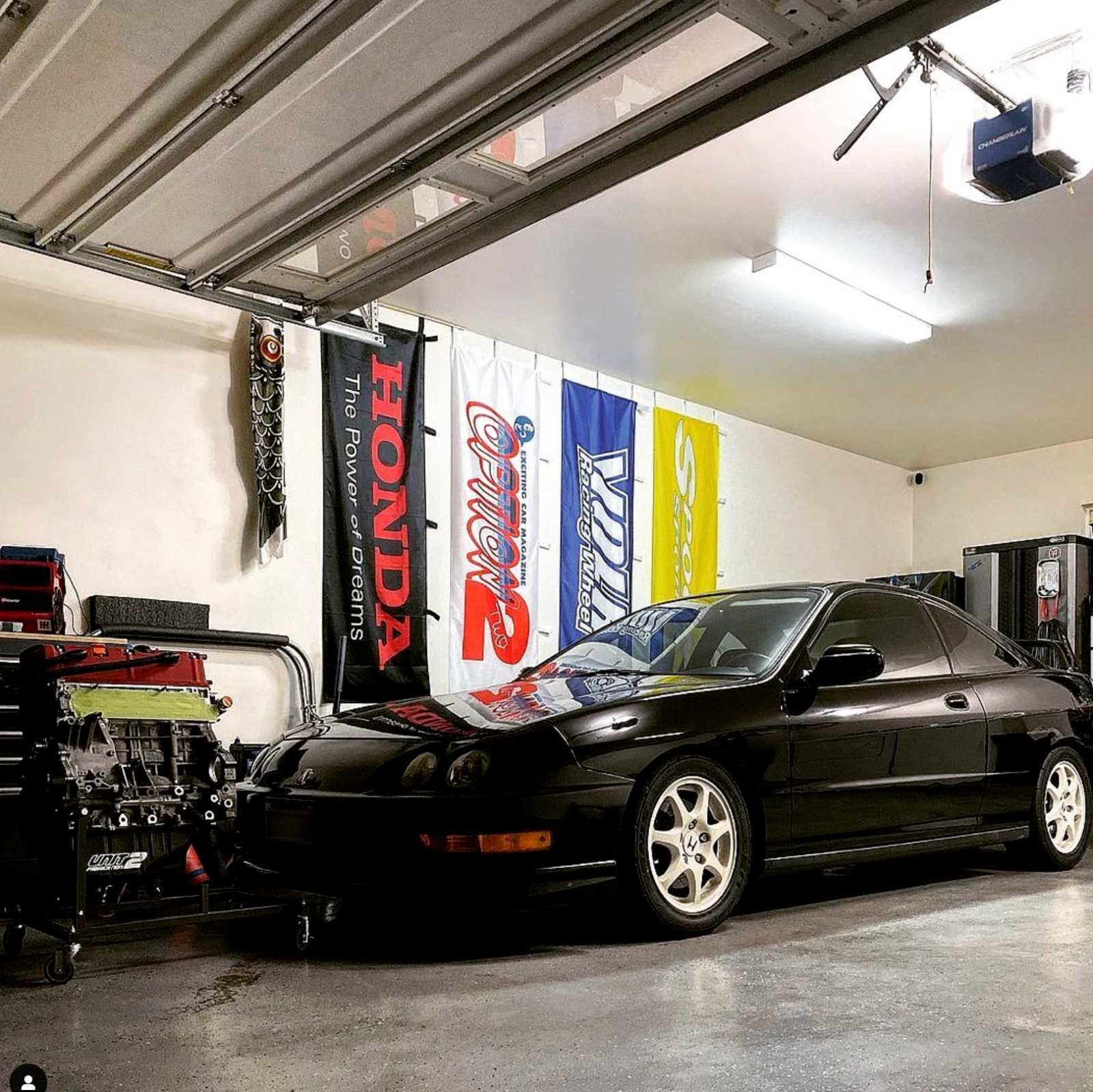 HONDA (BLACK BG) NOBORI FLAG - JDM NOBORI FLAGS