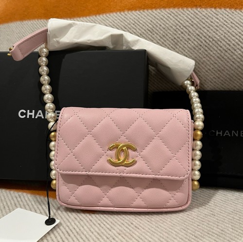 NEW Chanel Light Pink Classic Quilted Caviar Leather WOC Crossbody Bag For  Sale at 1stDibs