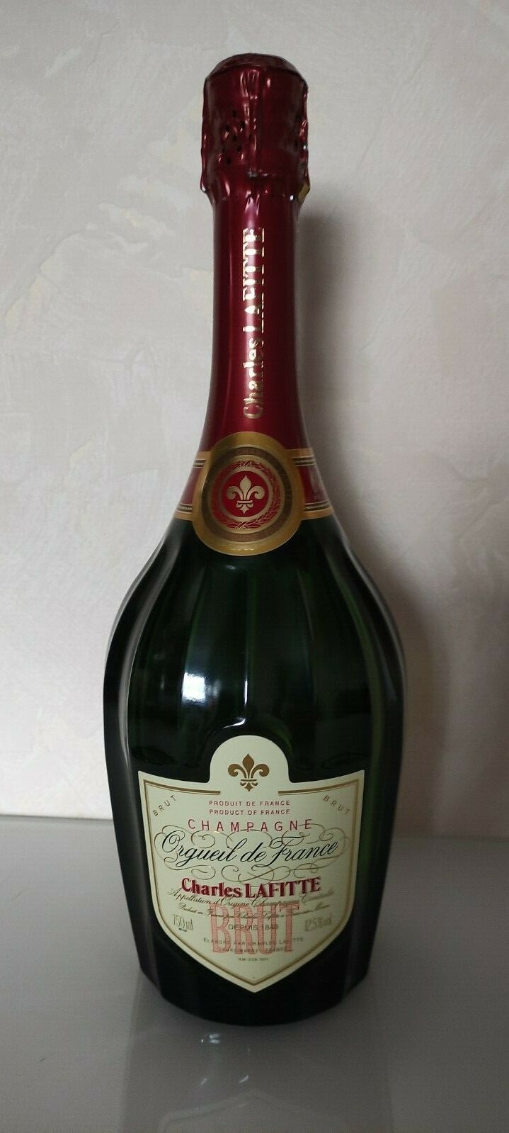 Champagner Charles Lafitte Brut Champagner 0,75 L NEU 