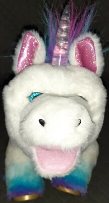 Little Live Pets 15'' Rainglow Unicorn Vet Set Interactive Pet Unicorn Multicolor