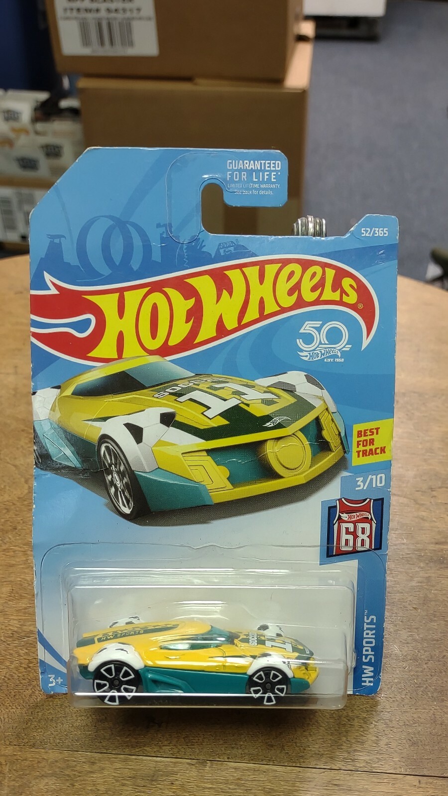 2018 Hot Wheels HW Sports MR11 #3/10 #52/365 Yellow & Green