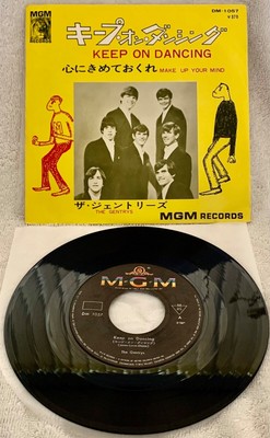GENTRYS ''KEEP ON DANCING'' ULTRA-RARE 1965 ORIGINAL JAPANESE SINGLE-45 WITH PS!!!