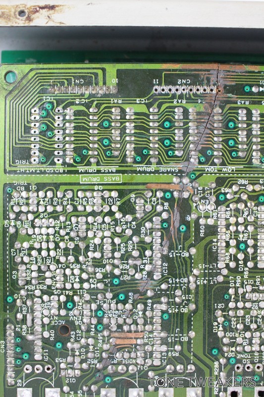 Roland TR-909 Rhythm Composer Drum Machine BAD SHAPE For