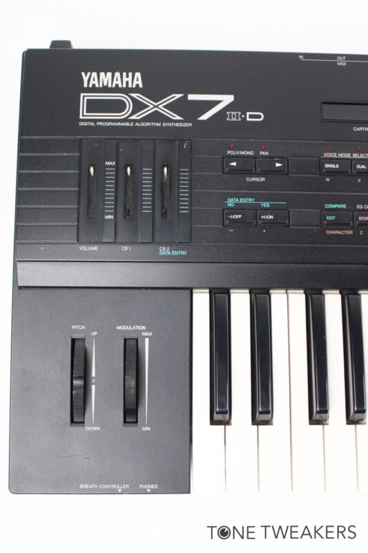Yamaha DX7 IID Broken For Parts Donor Keyboard Synthesizer Yamaha DX7 IID Broken For Parts Donor Keyboard Synthesizer