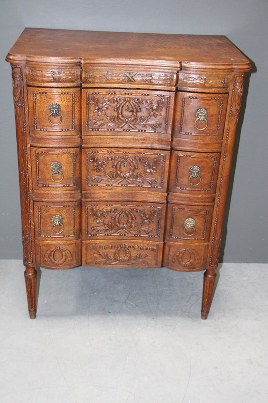 Superb Antique French Louis Oak Chest Drawers Ornate Carving
