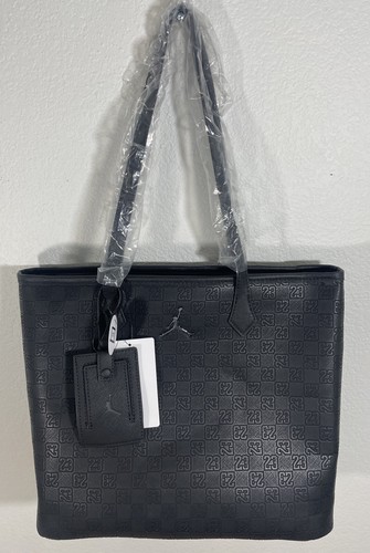 【極美品】JORDAN BRAND MONOGRAM TOTE BLACK jd_752808_b?v=1