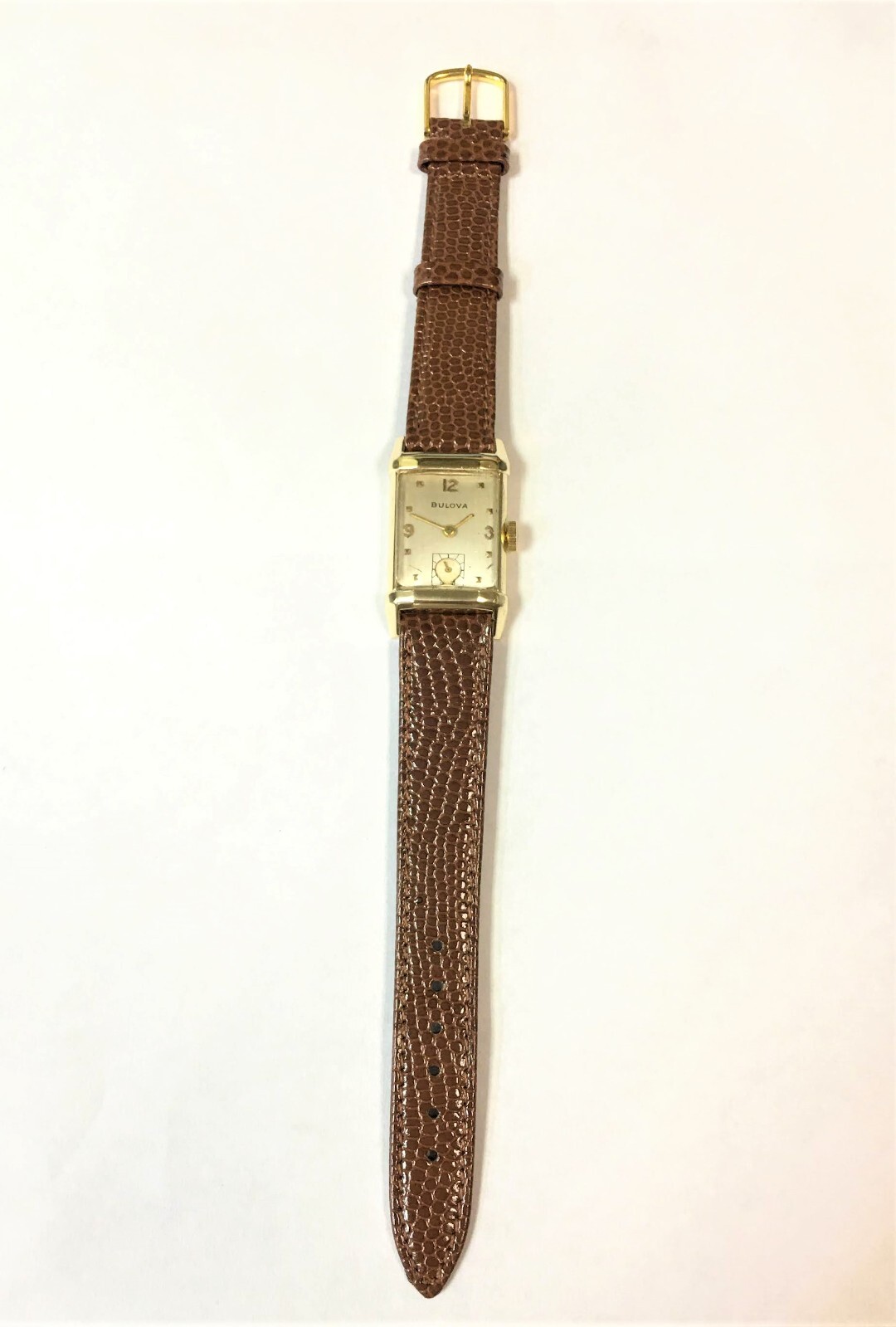 【1940s】BULOVA スモセコ OH済 ヴィンテージ腕時計 1940s】BULOVA スモセコ OH済 ヴィンテージ腕時計 - メルカリ