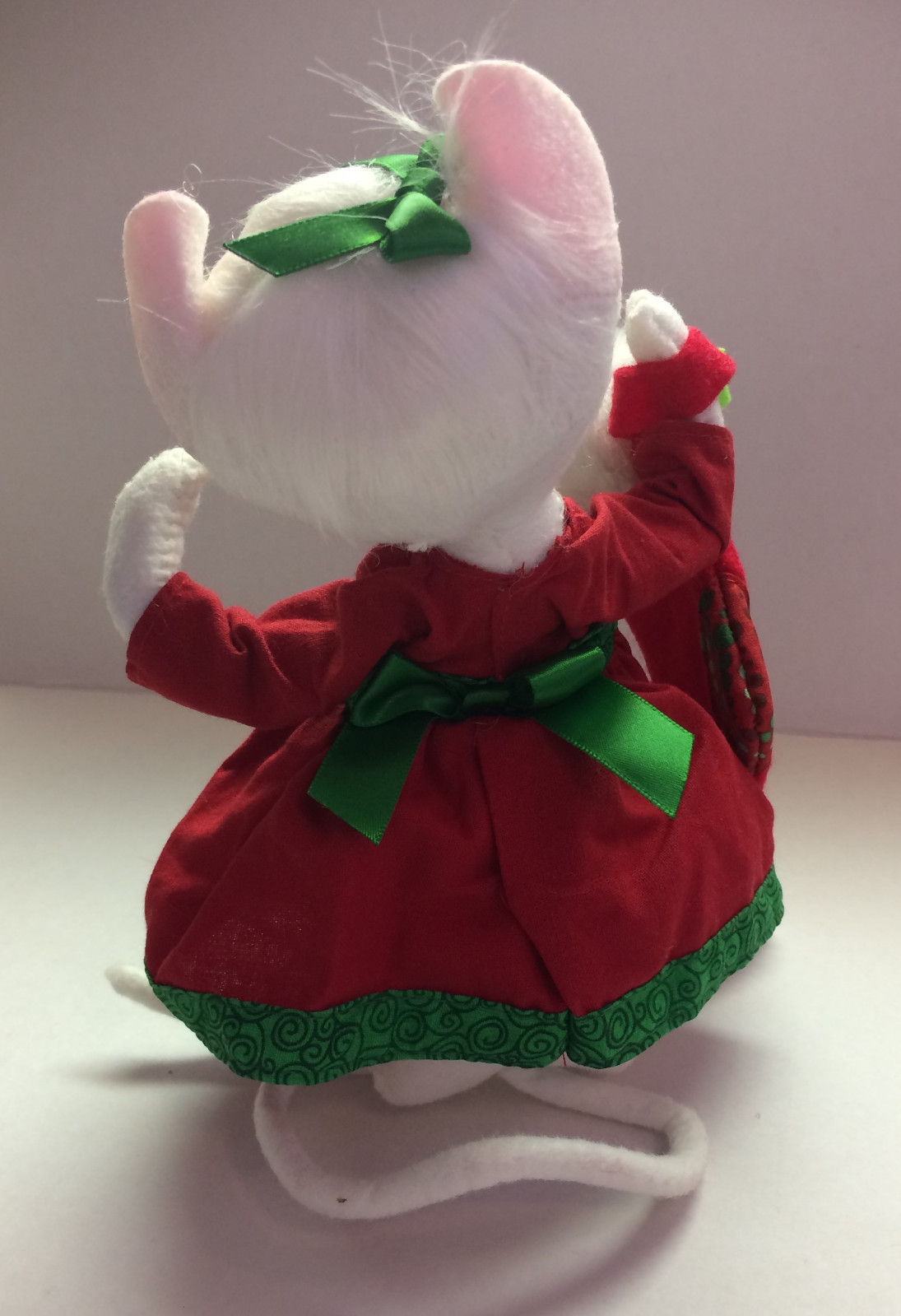 Annalee Doll Mouse Doll GIRL CHRISTMAS MOUSE WITH STOCKING 8