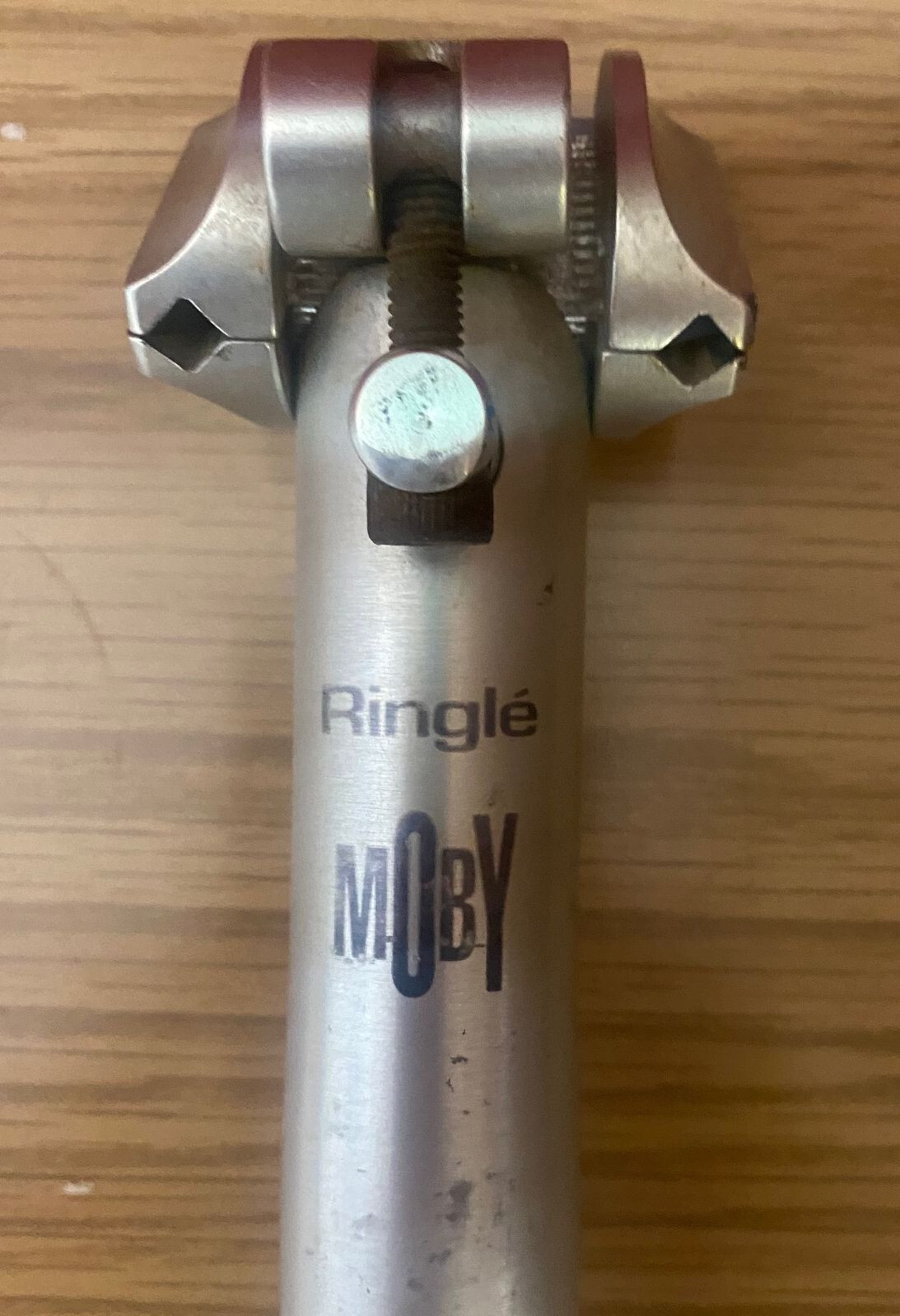 ◇Ringle MOBY EASTON EA70-T6シートポスト ビンテージ黒 Easton