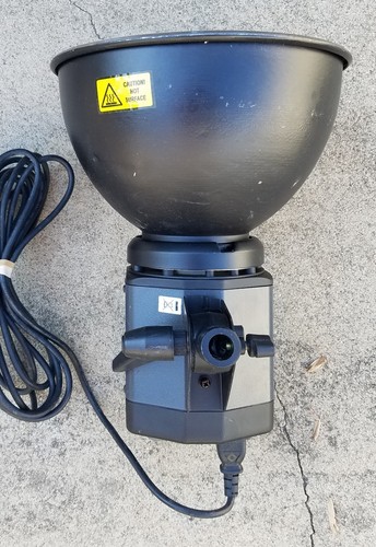 Lastolite RayD8 C3200 Light unit with Reflector Shield & Bulb Photography