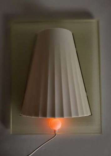 90‘s Walla Wall Lamp by Philippe Starck 1990s Walla Walla Wall Lamp by Philippe Starck for FLOS - Etsy