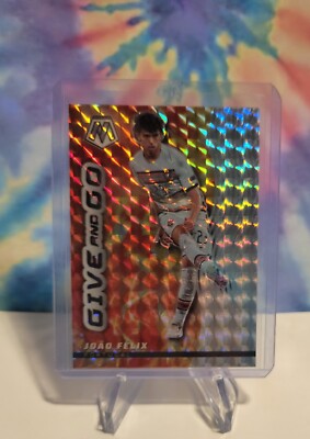 2021-22 Mosaic Road to World Cup JOAO FELIX Give and Go Portugal Orange Parallel