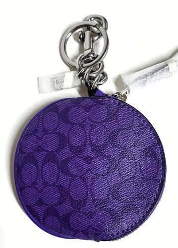 ④COACH キーリング ベアチヤーム Coach Circular Bag Charm