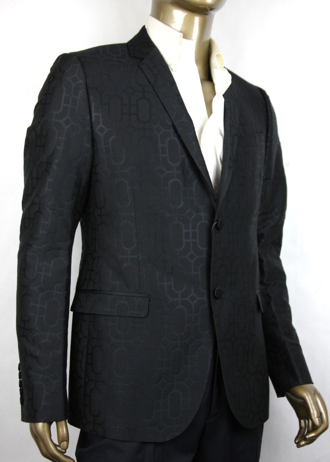 Pre-owned Gucci $2720  Men's Black Emerald Jacquard Dylan 60 Jacket 2 Buttons 322626 1000