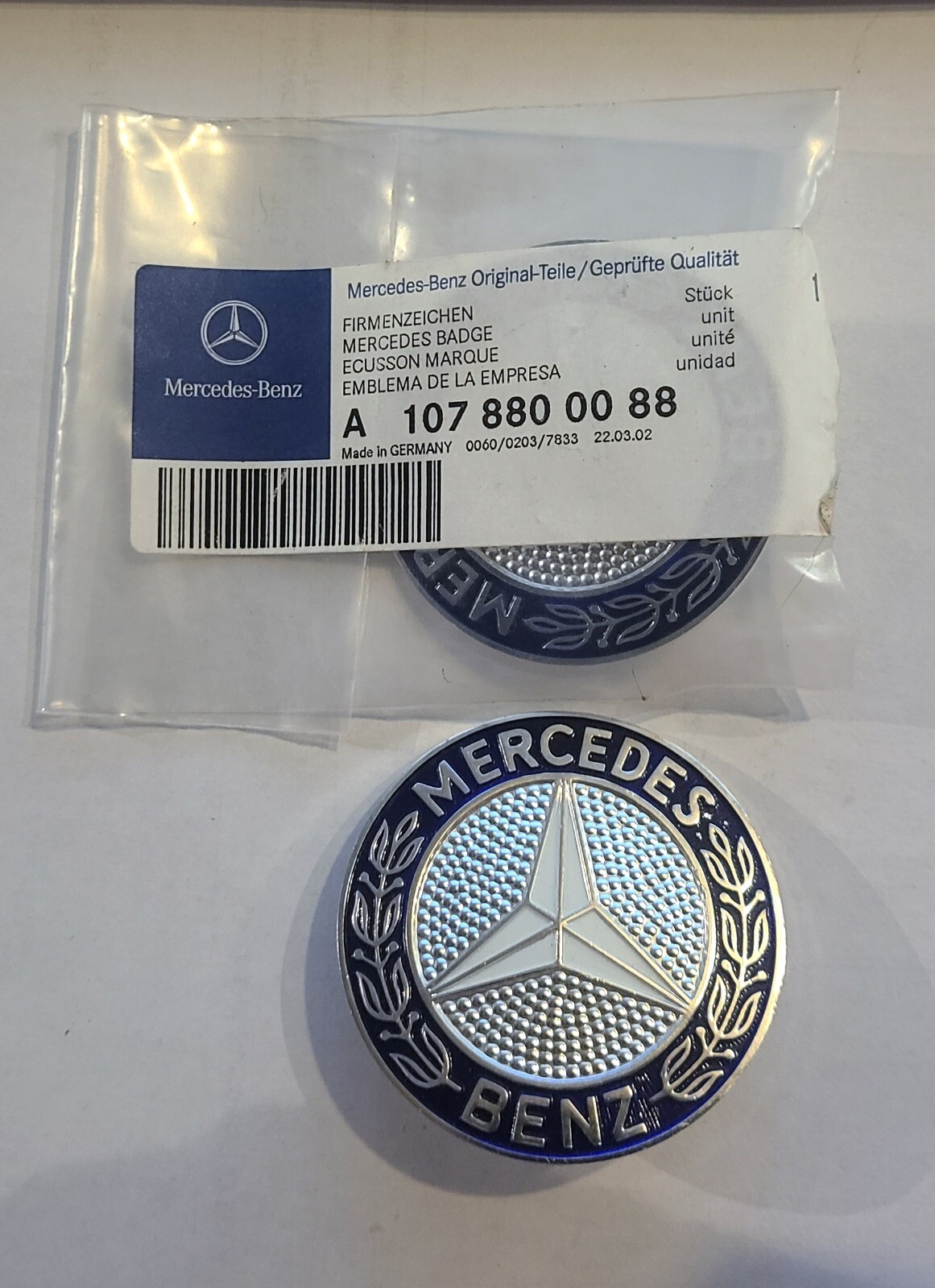 Genuine Mercedes-Benz W126 SEC R107 SL Bonnet Badge