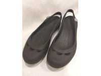 crocs jayna slingback